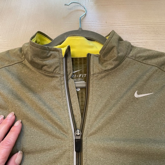 Nike Dri Fit Zip up Jacket Sz Large New - Picture 9 of 12